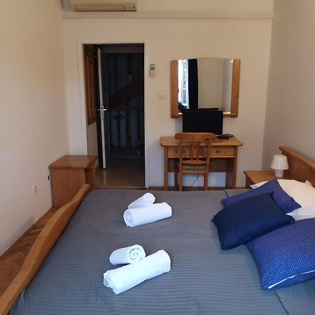 Guest House Kolarin Slano Zimmer foto