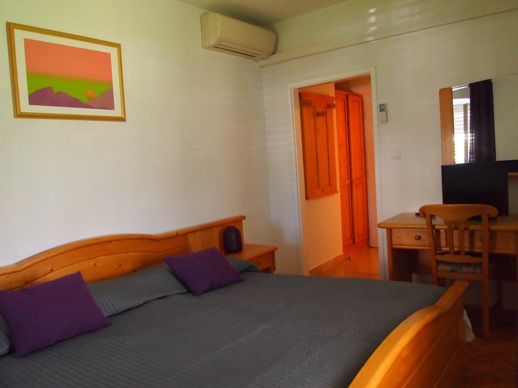 Guest House Kolarin Slano Zimmer foto